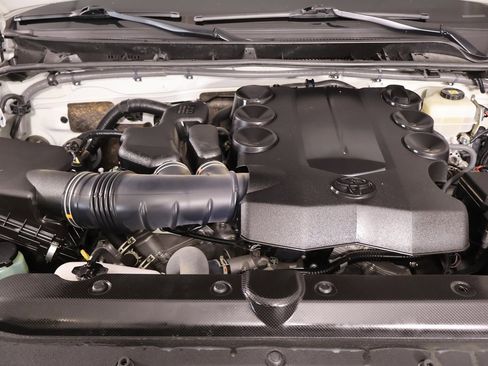 Used 2022 Toyota 4Runner Limited image 21