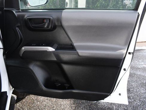 Certified 2022 Toyota Tacoma SR5 image 23