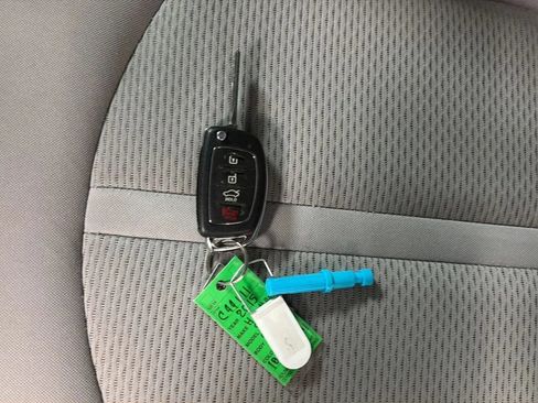 Used 2015 Hyundai Sonata SE FWD image 24