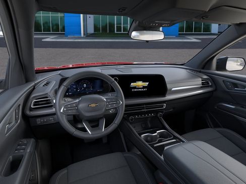 New 2026 Chevrolet Traverse LT FWD image 30
