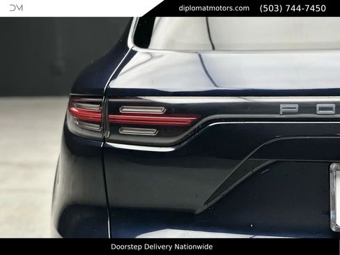 Used 2021 Porsche Cayenne image 14