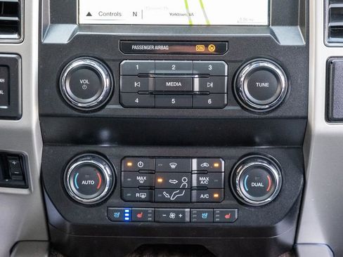 Used 2019 Ford F250 Lariat w/ Lariat Ultimate Package AWD/4WD image 23