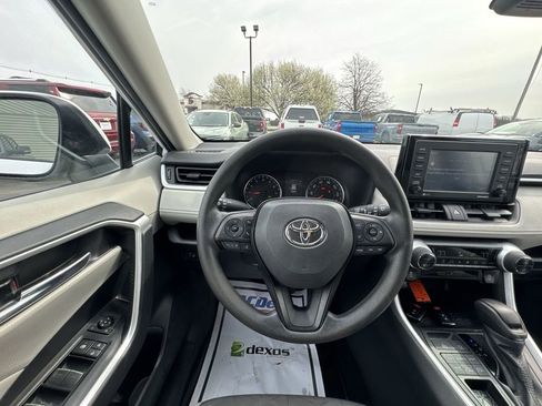 Used 2022 Toyota RAV4 XLE image 14