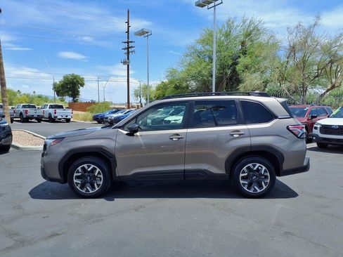 Certified 2025 Subaru Forester Premium AWD/4WD image 13