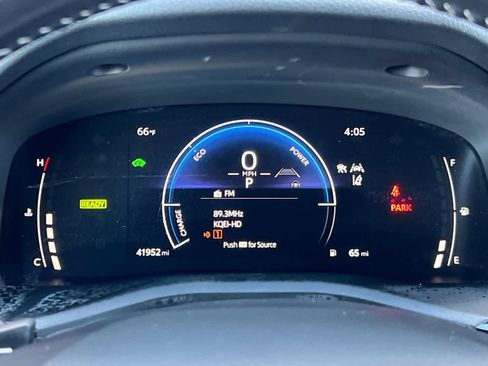 Certified 2025 Toyota Camry SE FWD image 27