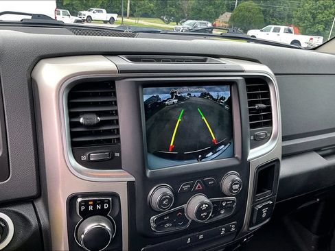 Used 2019 RAM 1500 Big Horn AWD/4WD image 19
