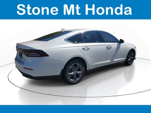 Used 2024 Honda Accord EX image 6