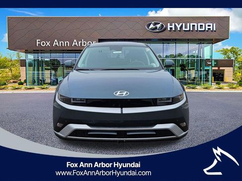 New 2026 Hyundai Ioniq 5 SEL image 8