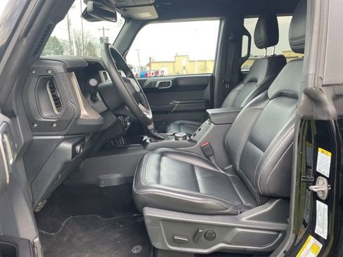 Used 2025 Ford Bronco Outer Banks AWD/4WD image 8