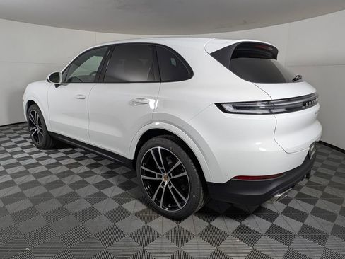 New 2026 Porsche Cayenne image 3