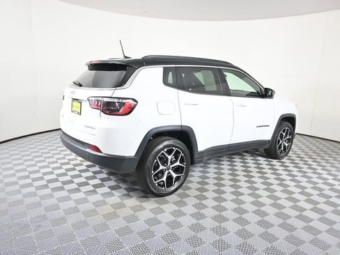 Used 2025 Jeep Compass Limited AWD/4WD image 6