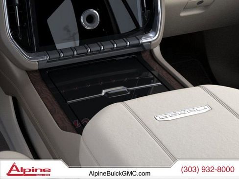 New 2026 GMC Yukon Denali w/ Denali Reserve Package AWD/4WD image 23
