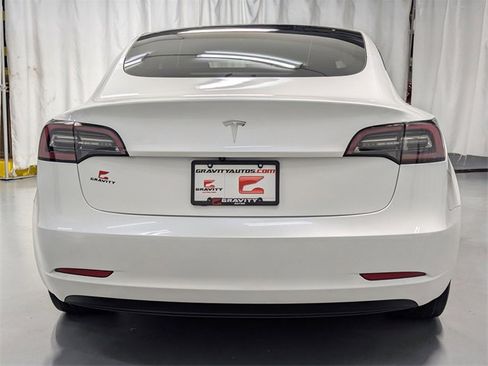 Used 2023 Tesla Model 3 Standard Range image 22