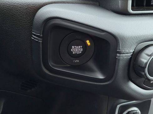 Used 2024 Jeep Wrangler Sahara image 24