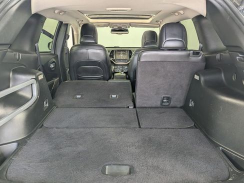 Used 2017 Jeep Cherokee High Altitude image 30