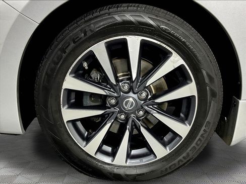 Used 2016 Nissan Altima 2.5 SV FWD image 33