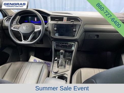 Used 2022 Volkswagen Tiguan SE AWD/4WD image 41