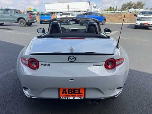 Used 2024 MAZDA MX-5 Miata Club image 6