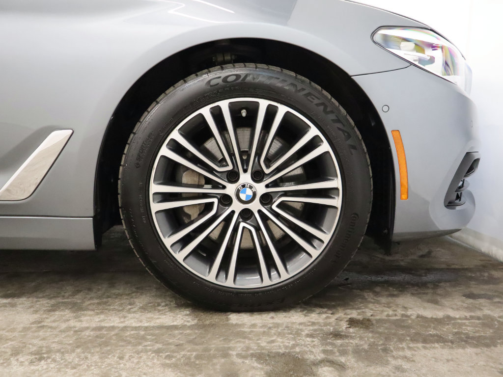 Used 2019 BMW 530e xDrive w/ Convenience Package AWD/4WD image 59