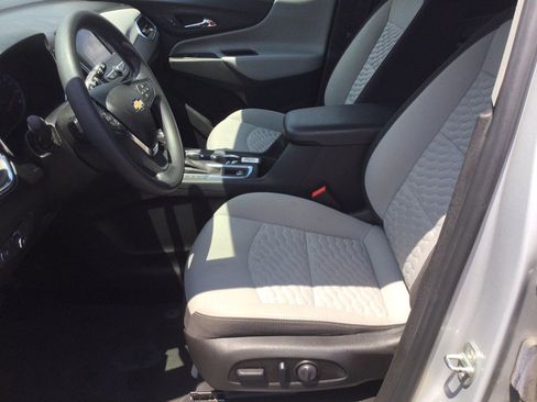 Used 2021 Chevrolet Equinox LS w/ LS Convenience Package AWD/4WD image 20