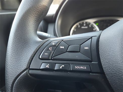 Used 2024 Nissan Kicks S image 23