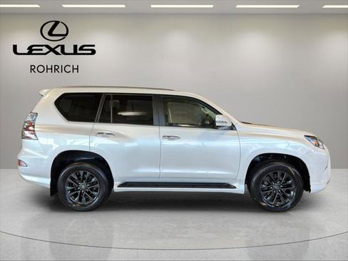 Certified 2023 Lexus GX 460 Premium w/ Premium Package image 5