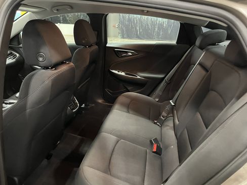 Used 2023 Chevrolet Malibu LT w/ Driver Confidence Package FWD image 13
