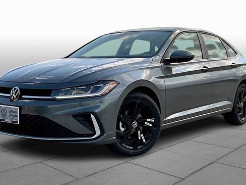 New 2026 Volkswagen Jetta SE image 1