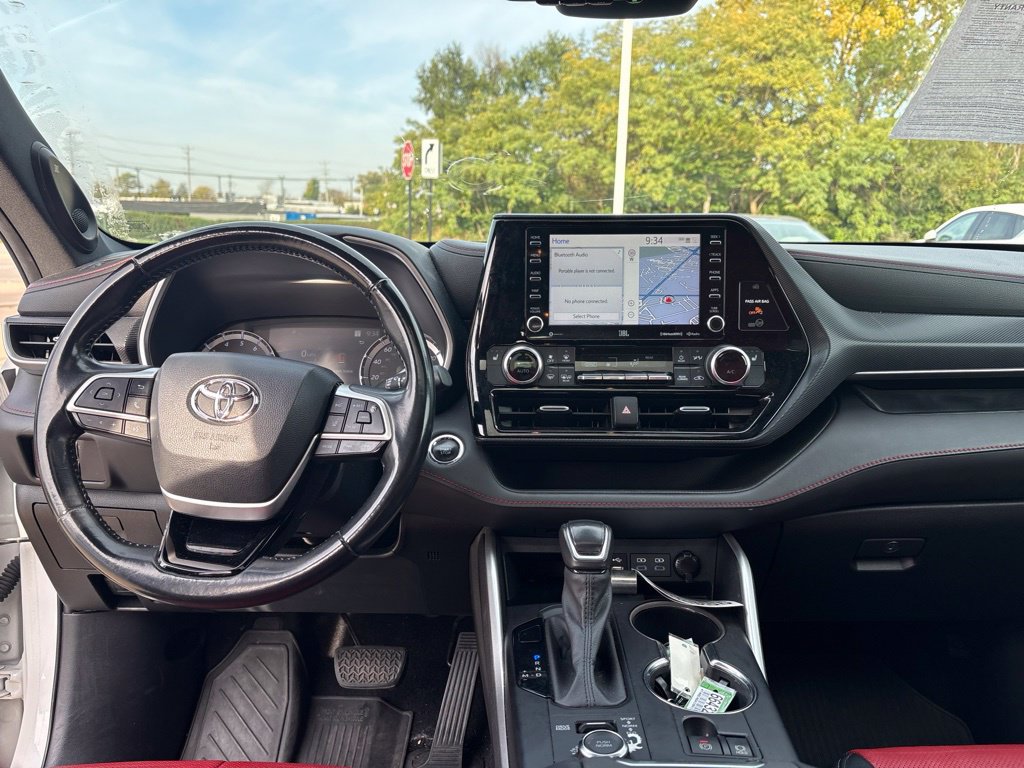 Used 2022 Toyota Highlander XSE AWD/4WD image 22