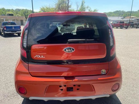 Used 2019 Kia Soul + FWD image 6