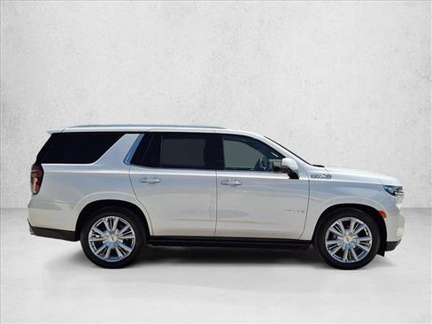 Used 2024 Chevrolet Tahoe High Country AWD/4WD image 4