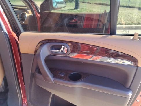 Used 2015 Buick Enclave Leather image 23