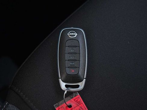 Used 2025 Nissan Pathfinder SV w/ Black Appearance Package FWD image 28