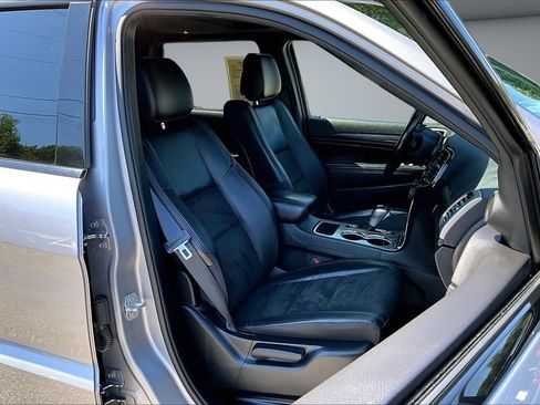 Used 2021 Jeep Grand Cherokee Laredo X AWD/4WD image 29