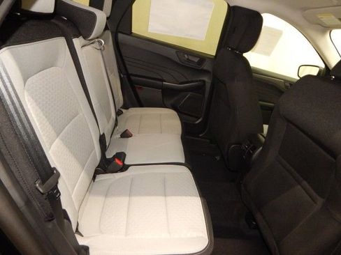 New 2026 Ford Escape Active w/ Cold Weather Package image 16