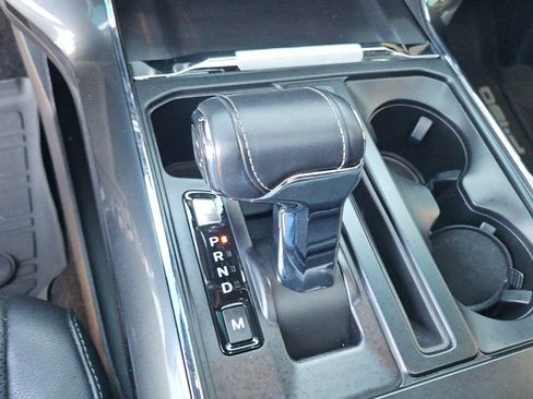 Used 2022 Ford F150 Lariat w/ Equipment Group 502A High AWD/4WD image 22