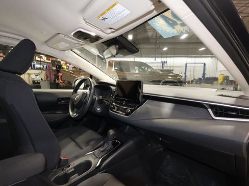 Used 2024 Toyota Corolla LE image 26