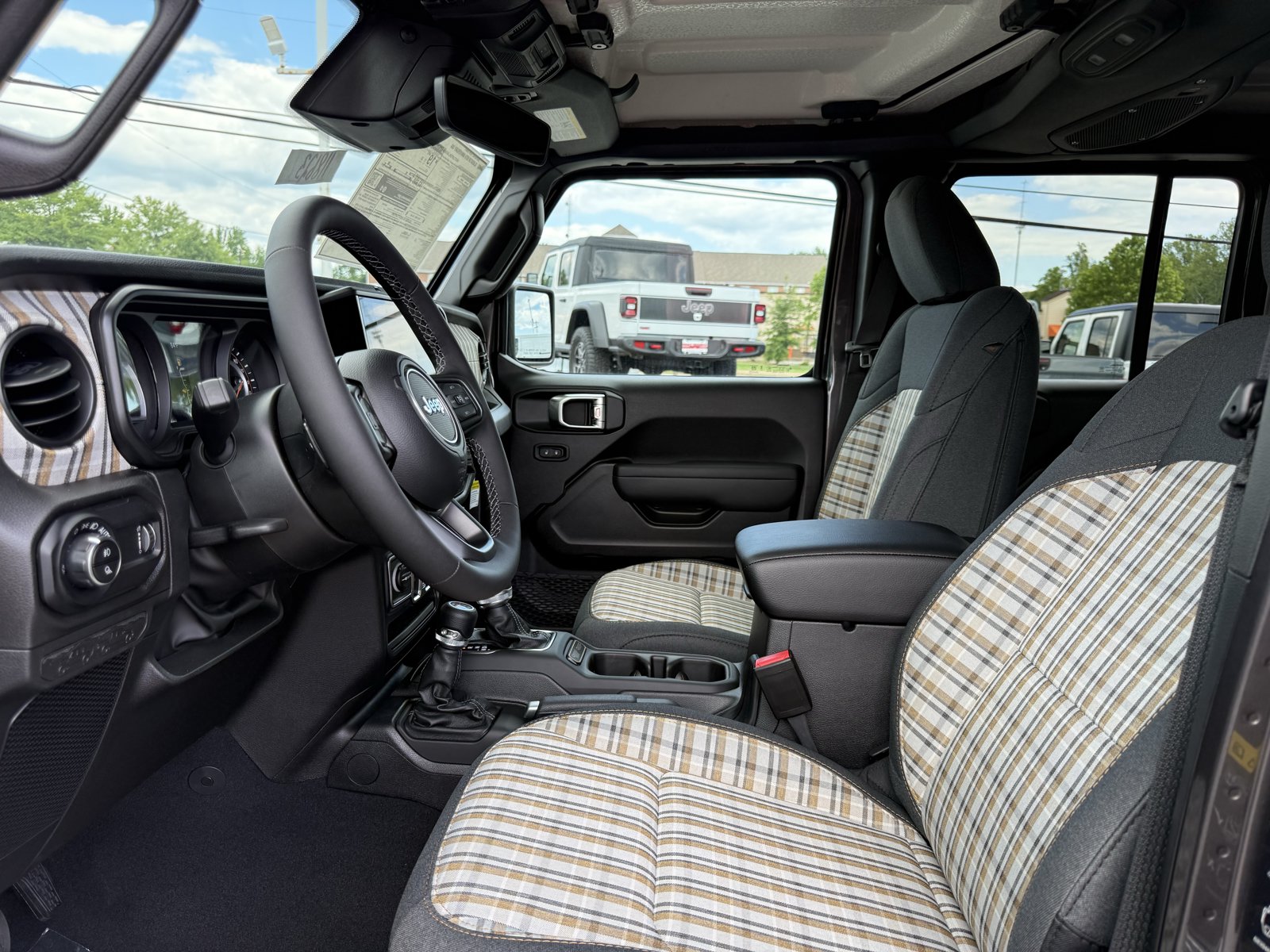 New 2026 Jeep Gladiator Sport AWD/4WD image 10