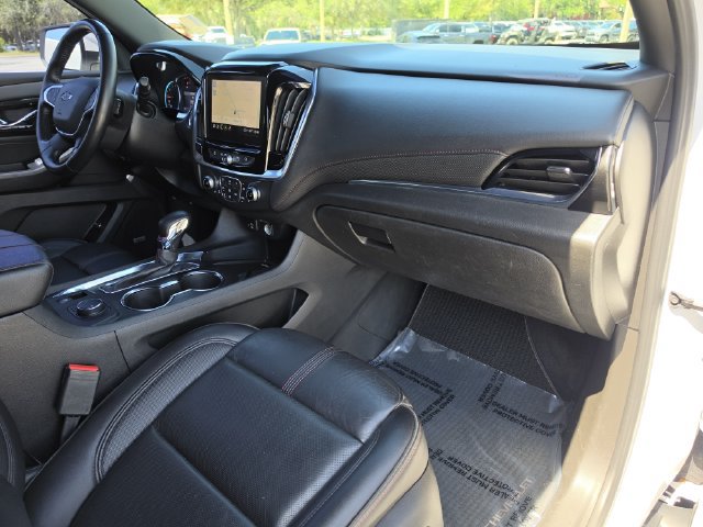 Used 2022 Chevrolet Traverse RS FWD image 15