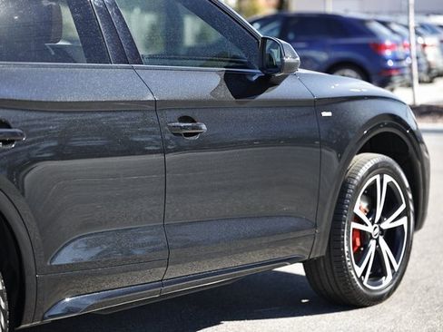 Certified 2025 Audi Q5 2.0T Premium Plus w/ Premium Plus Package image 8