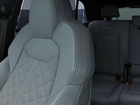 Used 2024 Audi SQ8 Prestige w/ Prestige Package AWD/4WD image 26