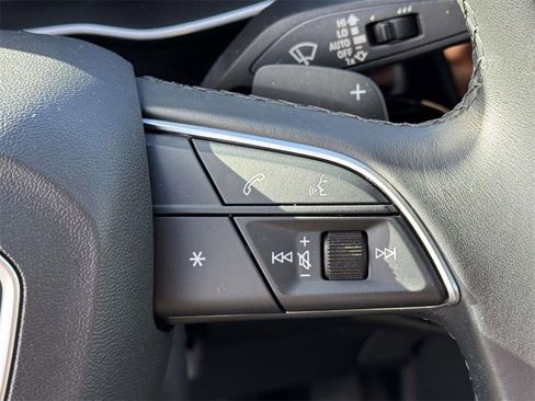 Used 2022 Audi Q3 2.0T Premium Plus w/ Premium Plus Package image 19