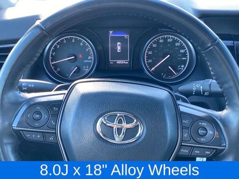 Used 2023 Toyota Camry SE image 7