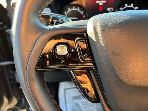Certified 2022 Lincoln Corsair FWD image 17