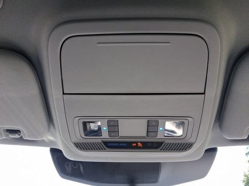 Used 2023 Ford Explorer XLT w/ Equipment Group 202A AWD/4WD image 25