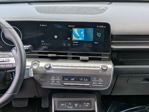 Used 2025 Hyundai Kona SEL FWD image 18