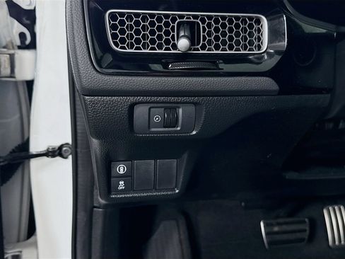 Used 2023 Honda Civic Sport image 11