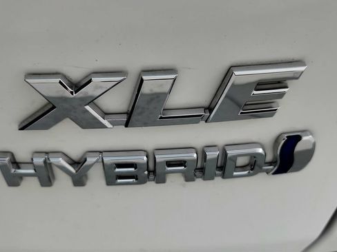 Certified 2024 Toyota RAV4 XLE w/ Convenience Package AWD/4WD image 37