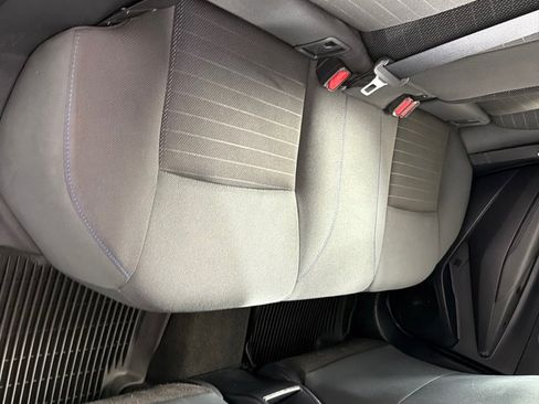 Used 2020 Toyota Corolla SE image 20