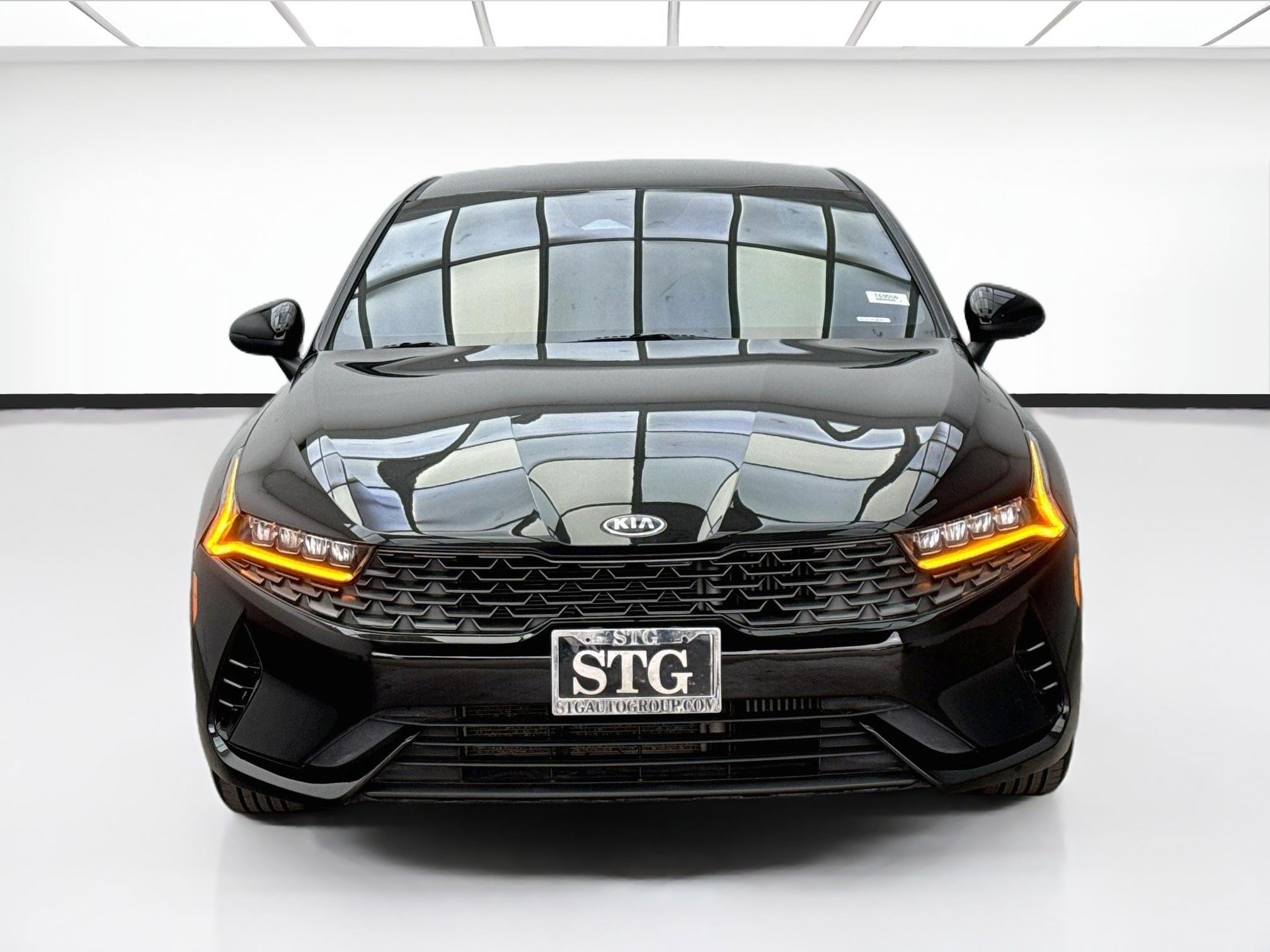 Used 2021 Kia K5 LX FWD image 2